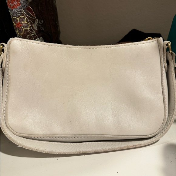 Portland leather pearl “Lucy” - Picture 2 of 2